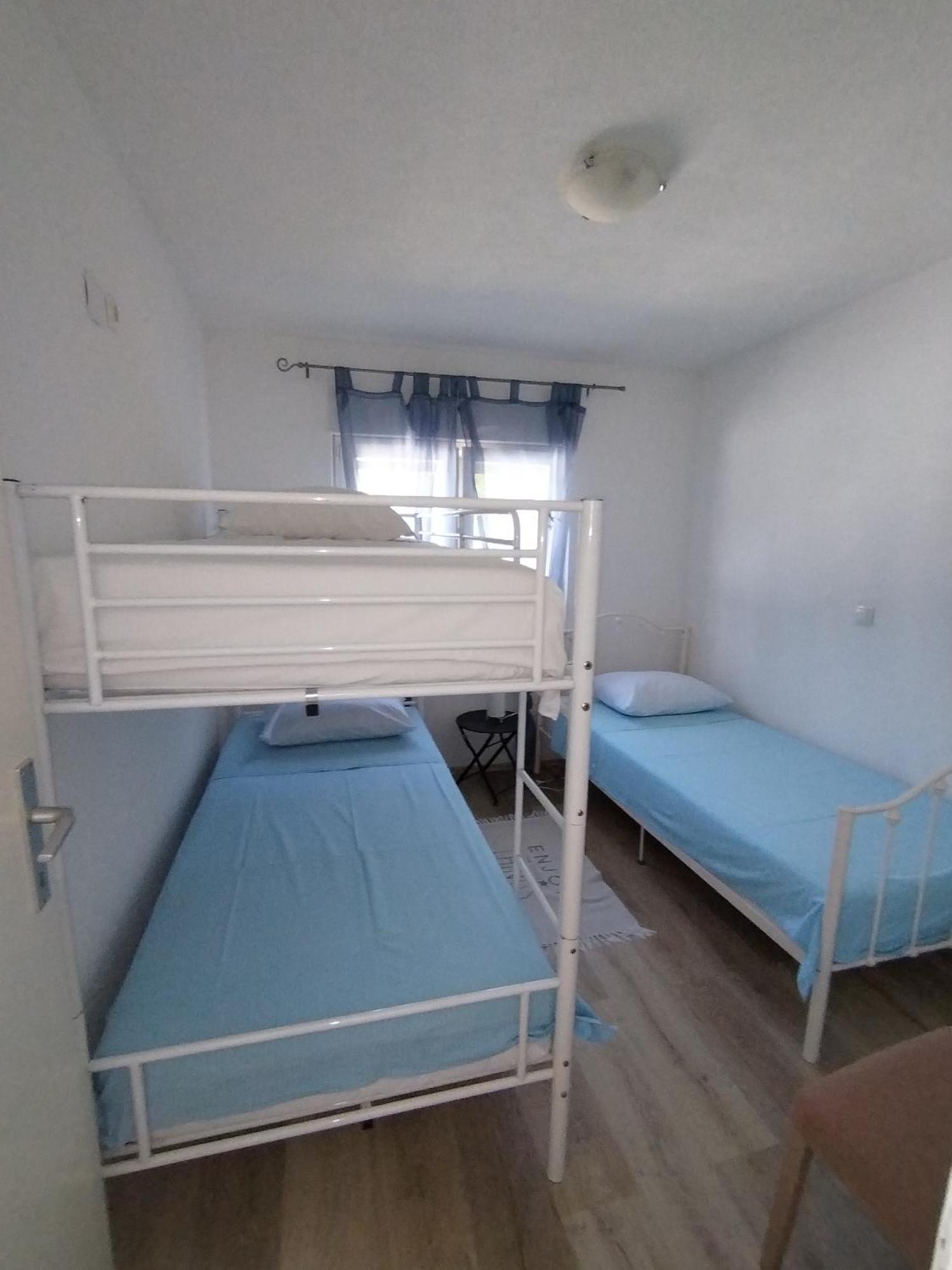 Apartmani Kulin 2 Каштела Екстер'єр фото